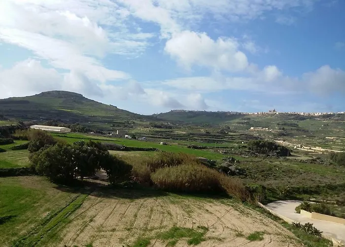 Penthouse View * Qbajjar